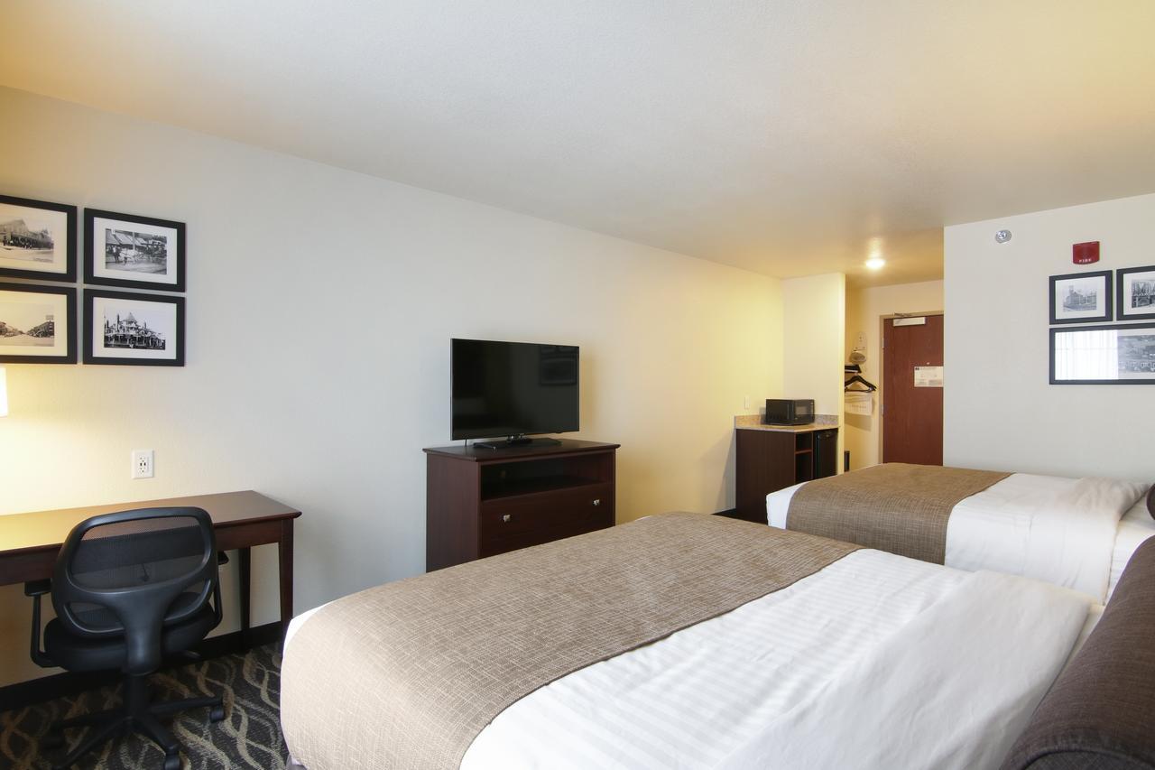 Cobblestone Inn & Suites - Menomonie/Uw-Stout Eksteriør bilde