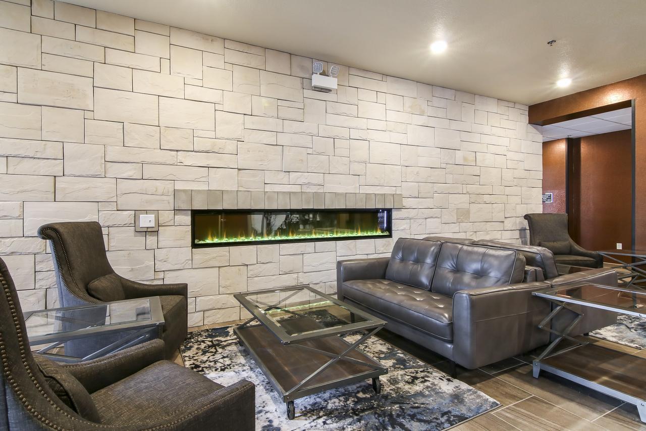Cobblestone Inn & Suites - Menomonie/Uw-Stout Eksteriør bilde