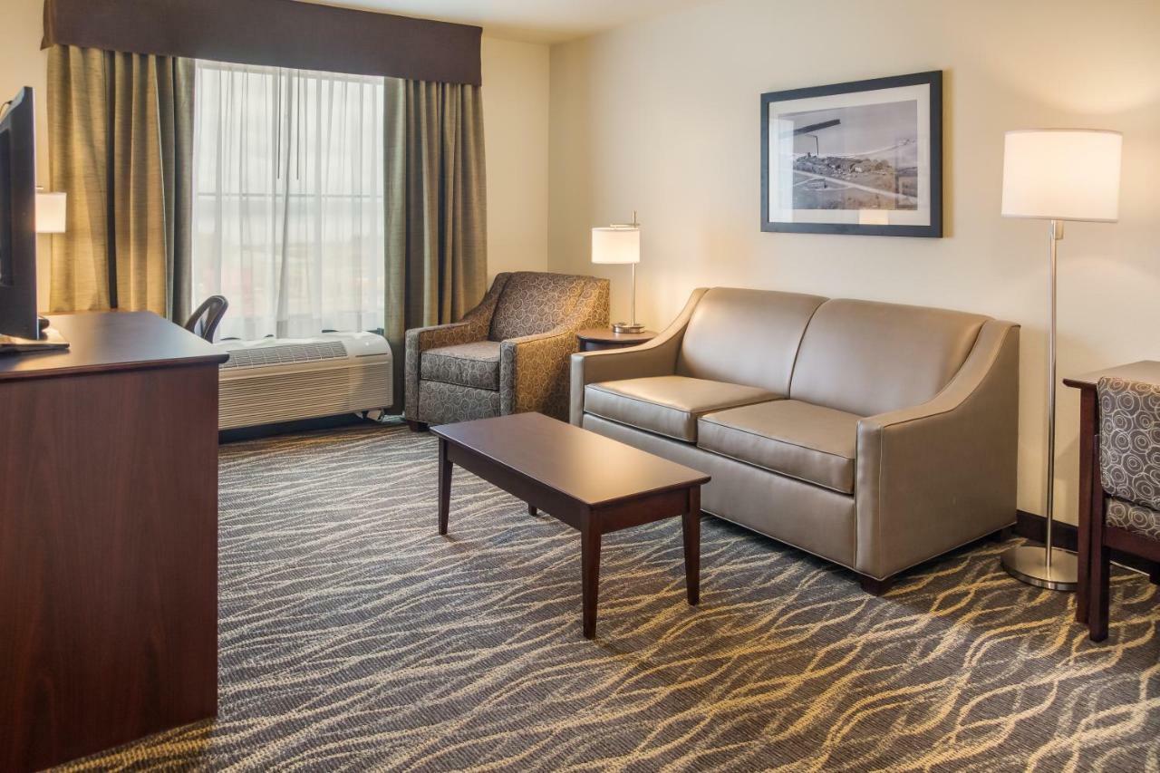 Cobblestone Inn & Suites - Menomonie/Uw-Stout Eksteriør bilde