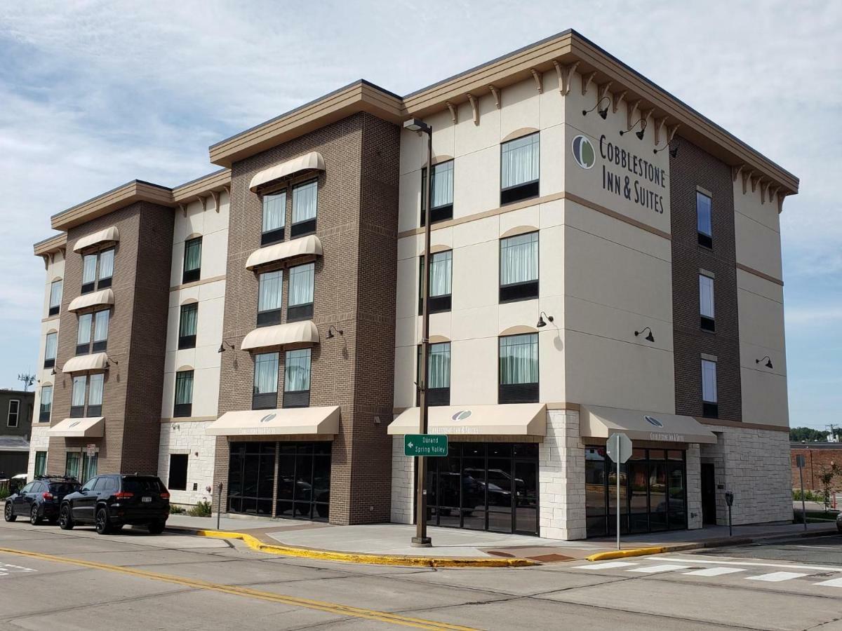 Cobblestone Inn & Suites - Menomonie/Uw-Stout Eksteriør bilde